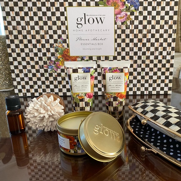 🌷 Sale🌷 MacKenzie-Childs Glo Flower Market Essentials Gift Set✨New✨ - Picture 2 of 7